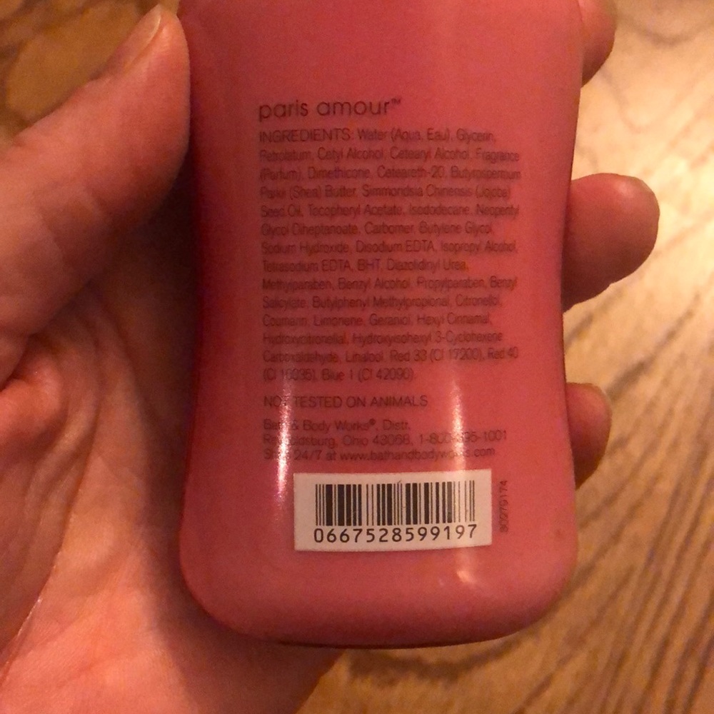 Paris Amour lotion 3 oz - Picture 3 of 4